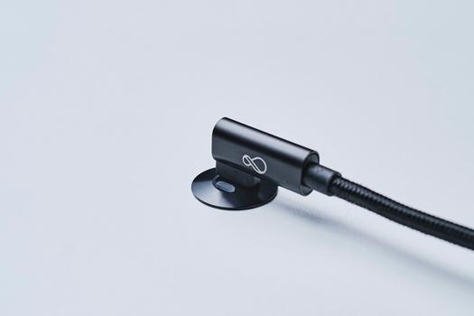 OCHNO Socket with RGB Button | USB-C outlet w. locking screw 1m cable | Bord, infÃ¤lld plant | Svart (O-SWO-100-S-1)