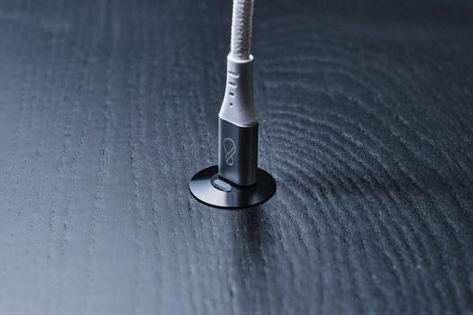 OCHNO Socket with RGB Button | USB-C outlet w. locking screw 1m cable | Bord, infÃ¤lld plant | Svart (O-SWO-100-S-1)