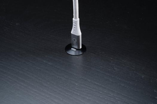 OCHNO Socket with RGB Button | USB-C outlet w. locking screw 1m cable | Bord, infÃ¤lld plant | Svart (O-SWO-100-S-1)