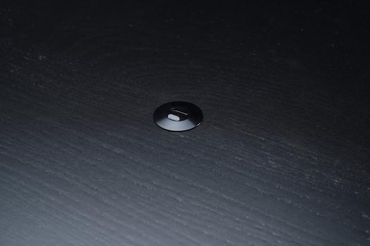 OCHNO Socket with RGB Button | USB-C outlet w. locking screw 1m cable | Bord, infÃ¤lld plant | Svart (O-SWO-100-S-1)