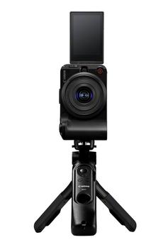 Canon EOS R50 V + RF-S18-45mm F4.5-6.3 IS STM + Content Creator Kit (6895C028)