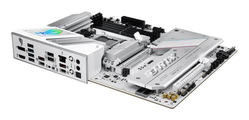 ASUS ROG STRIX B850-A GAMING WIFI Hovedkort AM5, ATX, B850, DDR5, 1x PCIe 5.0, 4x M.2 (90MB1J50-M0EAY0)