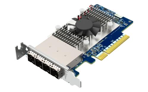 QNAP QXP-1630S-3816 4-port miniSAS HD host bus adapter Broadcom Aero SAS3816 PCIe 4.0 x 8 for TL SAS JBOD series (QXP-1630S-3816)