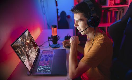 ACER Nitro 18 AI AN18-61-R10V 18" WQXGA Ryzen AI 7 350 RTX5070 16GB/1TB Win11 (NH.QYAEG.001)