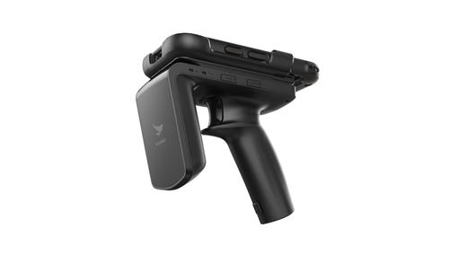 BLUEBIRD RFR900_ Impinj E710, RFID Region (EMEA) - 800Mhz, EF55XR Standard Battery Mount, 3400mAh, 12.376Wh Standard Battery, IP42, 1 USB-C, 1.2M Drop, (RFR971-WA55R)