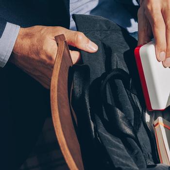 TWELVESOUTH Twelve South PlugBug USB-C-laddare 50W med Apple Find My och smart strömförsörjning för flera enheter (TS-2441)