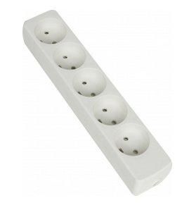 MERCODAN EL-stikdåse med 5 udtag  (982101)