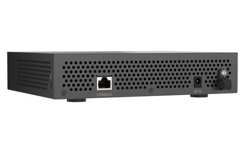 QNAP QSW-L3205-1C4T 4 ports 10Gbps 1 port 1 (QSW-L3205-1C4T)