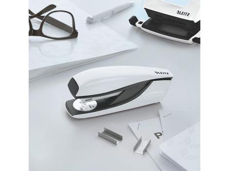 LEITZ Stiftemaskin LEITZ WOW 5502 30 ark hvit (55022001)