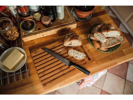 FISKARS Kniv FISKARS brødkniv 21cm (1057538)