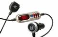 MONSTER iCarPlay Wireless Plus FM sender and charger for Apple iPod