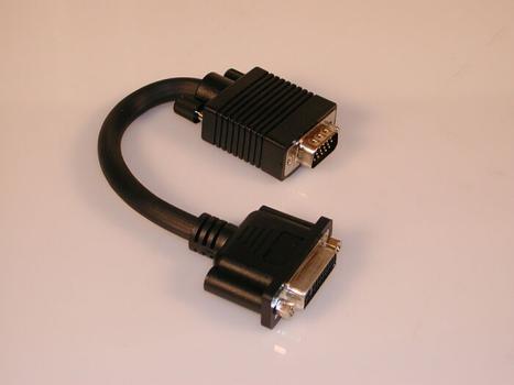 SANDBERG DVI-VGA-adapter,  DVI-skjerm til VGA-utgang. (Krever DVI-I-støtte) (502-93)