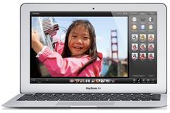 APPLE MacBook Air 11.6"/1.7GHz/4GB/64GB FLASH