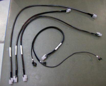 Hewlett Packard Enterprise Mini-SAS Cable Kit (687954-001)