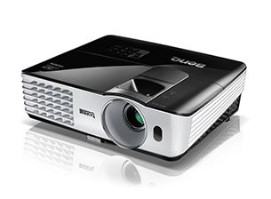 BENQ 3D DLP Projektor TH681 1920x1080,  3000 Ansi, 10000:1, Speaker, VGA/HDMI (9H.JC377.13E)