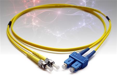 SOLAR PLUS Patchkabel SC-ST 9/125 OS2 singlemode,  duplex, længde: 3,0 meter, farve: gul med LSZH kappe (S3SCST09DYE)