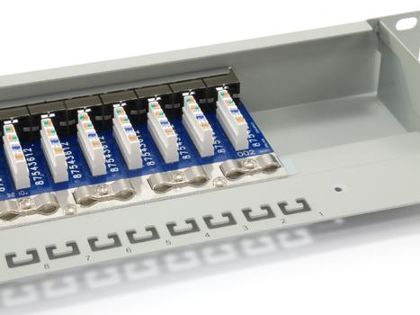 EQUIP PatchPanel Cat.6 24 Port equip (326324)