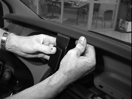 BRODIT PROCLIP TILL RENAULT TRAFFIC 02-06 (852936)