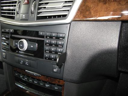 BRODIT ProClip - Mercedes E-Class (854331)