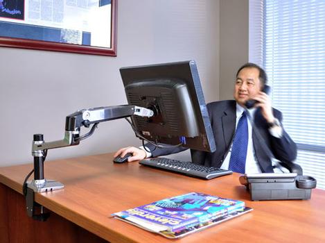 ERGOTRON LX DESK MOUNT LCD ARM . (45-241-026 $DEL)