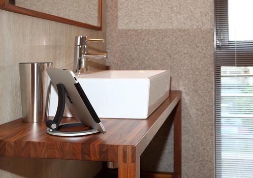 JUST MOBILE Encore Design stand for iPad (ST-858)