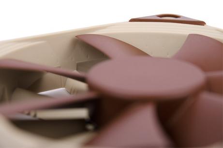 Noctua NF-F12-PWM Stillegående 120mm vifte 120 x 120 x 25 mm, 300~1500 RPM, 74.3~93.4 m³/h, 18, 6~22, 4dBA,  4-pin PWM (NF-F12-PWM)