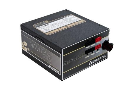 Chieftec NAVITAS GPM-650C - Strømforsyning (intern) - ATX12V 2.3 - 80 PLUS Gold - AC 100-240 V - 650 watt - aktiv PFC - svart (GPM-650C)