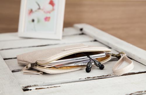 GOLLA AIR Mobilveske Cream Kremfarget Sam S5 G1634 (G1634)