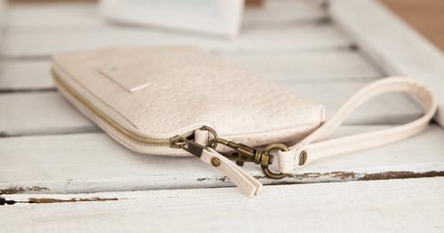 GOLLA AIR Mobilveske Cream Kremfarget Sam S5 G1634 (G1634)