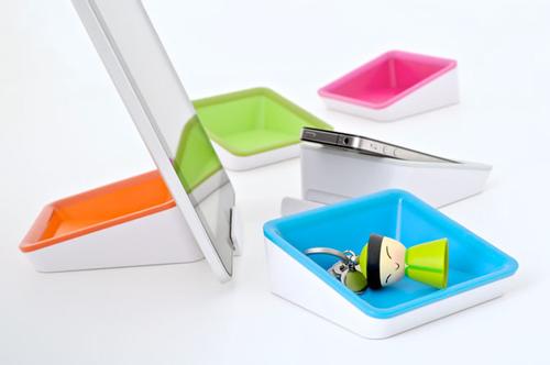 BLUELOUNGE Casa - Elegant set for ALL tablets with space for small items - Black (CS-BL)