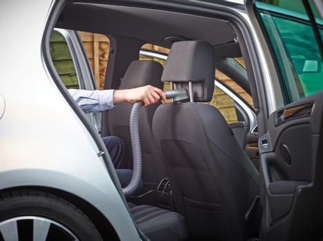 BLACK&DECKER ADV 1200 Dustbuster (ADV 1200)