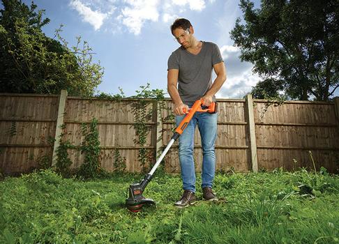 BLACK&DECKER BLACK+DECKER Græstrimmer Elektrisk STC1823  (ST1823-QW)