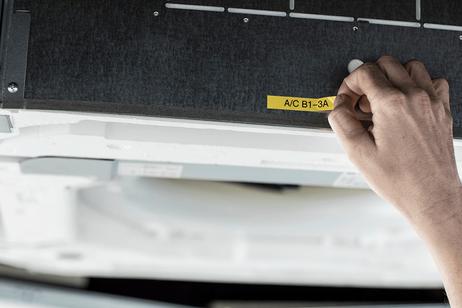 Brother P-Touch PT-E110VP - etikettmaker - S/H - termotransfer (PTE110VPZW1)