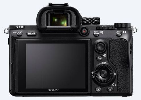 SONY Alpha 7 Mark III Body (ILCE7M3B.CEC)