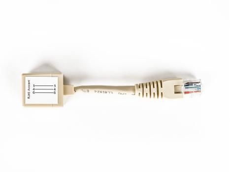 Vertiv RJ45 to RJ45 Rackable converter (ADB0040)