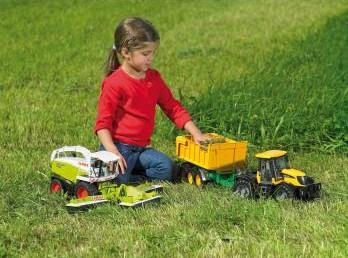 BRUDER Claas Jaguar 900 forage harvester (02131)