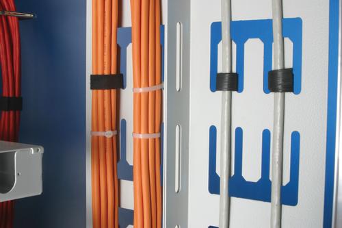 VERTIV CABLE TROUGH W150 H2000 (050402541)