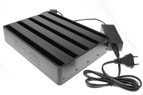 BRODIT 5 way desktop charging dock (215985)