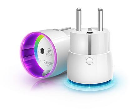 FIBARO Zw5 Smart Plug White (FGWPE-102)