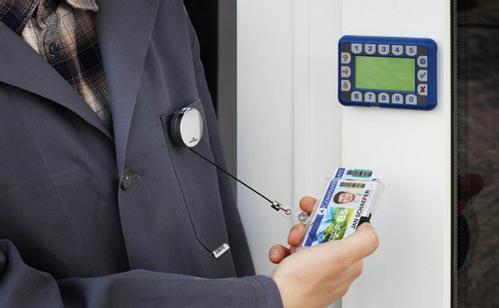 DURABLE Adgangskortholder pushbox duo til 2 kort (892119)