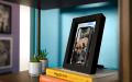 TWELVESOUTH Twelve South PowerPic - The Frame that wirelessly charges your phone - Black (12-1809)
