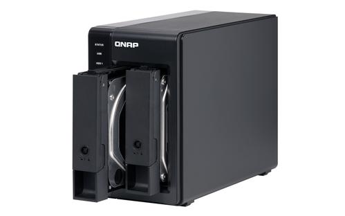 QNAP 2 bay NAS (TR-002)