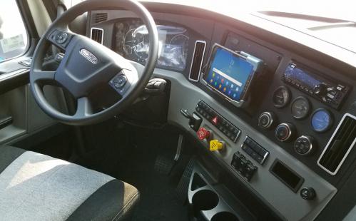 GAMBER-JOHNSON 2018 FREIGHTLINER NEW CASCADIA DASH PLATE ONLY CPNT (7160-1124-01)