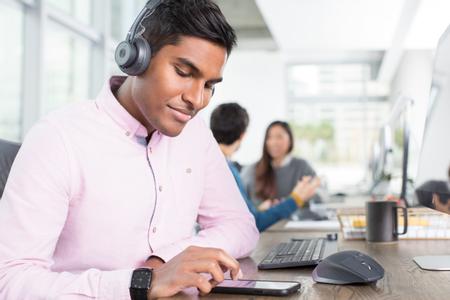 LOGITECH Zone Wireless Bluetooth (981-000914)