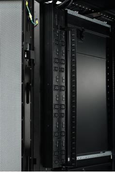 APC Basic Rack PDU Zero U - strømfordelerenhet - 22 kW (AP7555A)