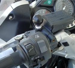 RAM MOUNT BASE W/ M10 X 1.5MM THREAD PITCH, 14.3MM DIA. FLANGE, 10.5MM THREAD (RAM-B-349-1U)