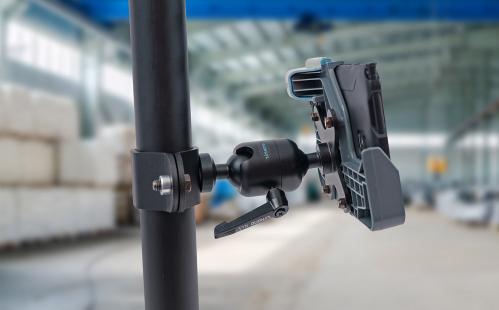 GAMBER-JOHNSON ZIRKONA 2IN TO 3IN POLE MOUNT WITH VESA 75MM MOUNTING PLATE PERP (7160-1356-01)