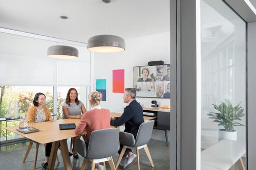 LOGITECH Tap Medium Bundle - Zoom (TAP-ZOOM-MEDIUM-EU)