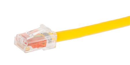 SYSTIMAX Patchkabel GigaSPEED XL® Kat 6 U/UTP, længde: 0,61 meter, farve: gul med LSZH kappe (CPC3392-09F002)